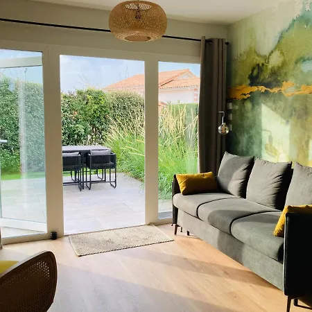 Le Clos De Jade - Appt 3 Etoiles Avec Piscine Partagee