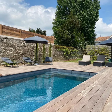 Le Clos De Jade - Appt 3 Etoiles Avec Piscine Partagee *